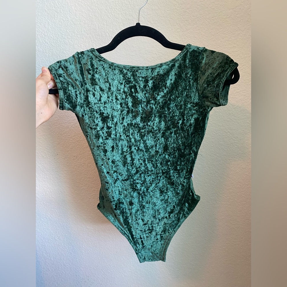 FOR TRADE OR SALE: Yumiko Sofiane Cap Sleeve in CV-Pine | Adult Medium